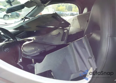 2003 Toyota Mr2 Spyder from USA, damaged, VIN JTDFR320330055447